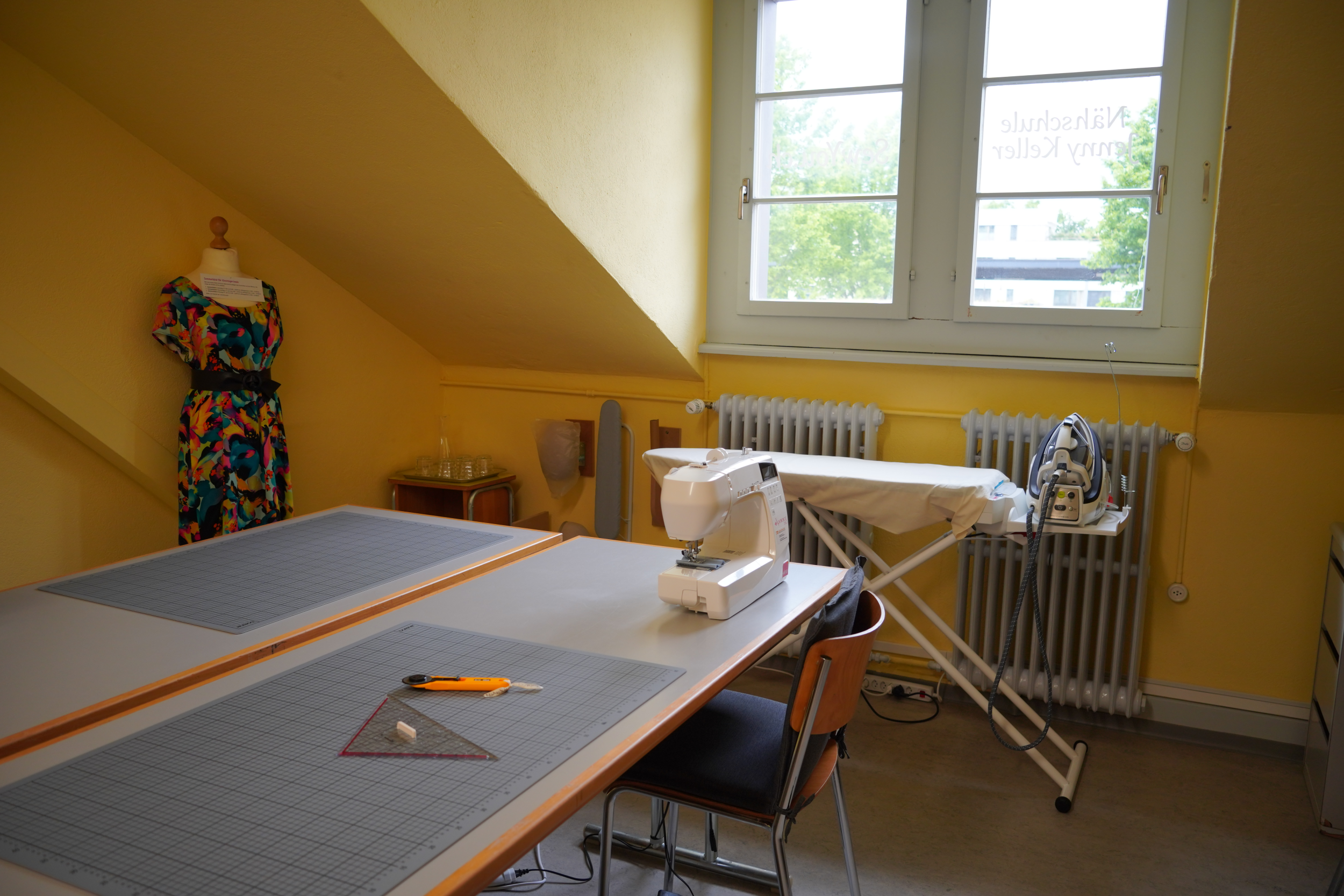Nähschule Jenny Keller Bügeleisen und Bügelhilfen