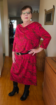 Selbstgenähtes Jerseykleid einer Kursteilnehmenden