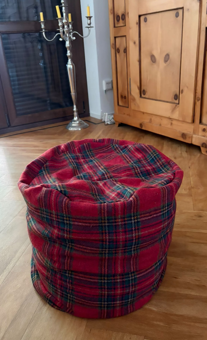 Pouf Fusshocker aus Schottenkaro
